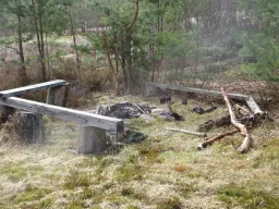Koselig bålplass i hagen på SLAPPE AV