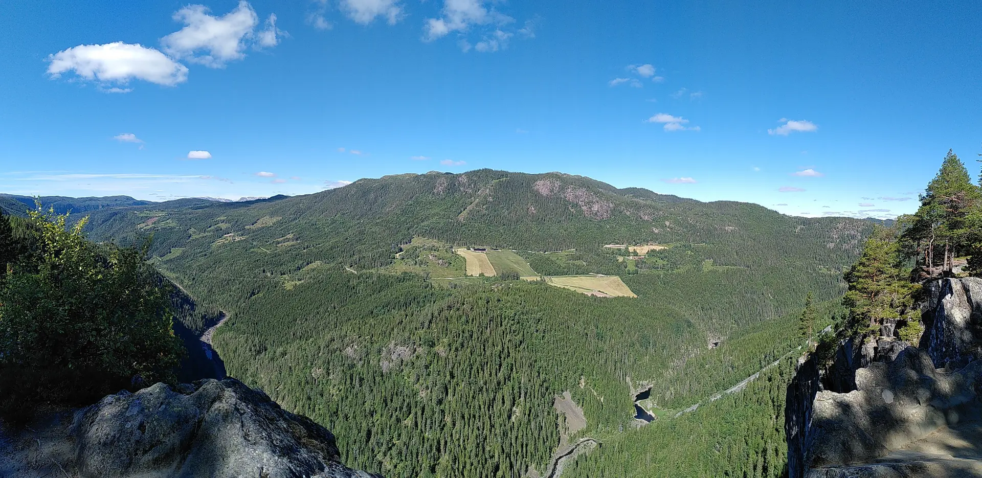 Aussichtspunkt Ravnejuv mit Blick über die Telemark